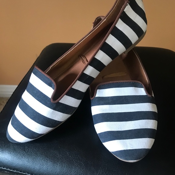 H&M White & Navy Striped Flats - Picture 3 of 3